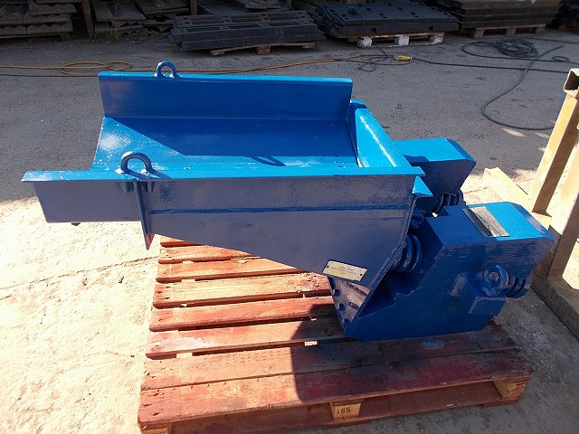 GEC 26 x 36 Vibrating Feeder