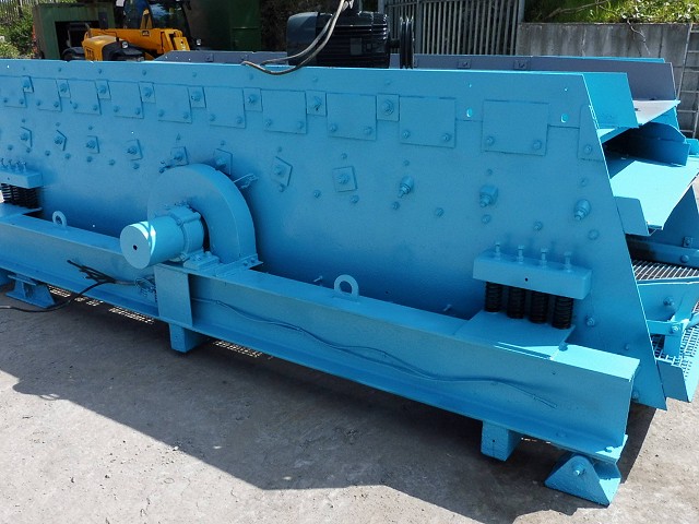 Niagara 14 x 5 3 Deck Screen